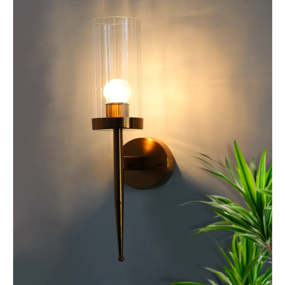 Modern Golden Finish Wall Sconce with Ribbed Clear Glass | SKE-140002-MGFW