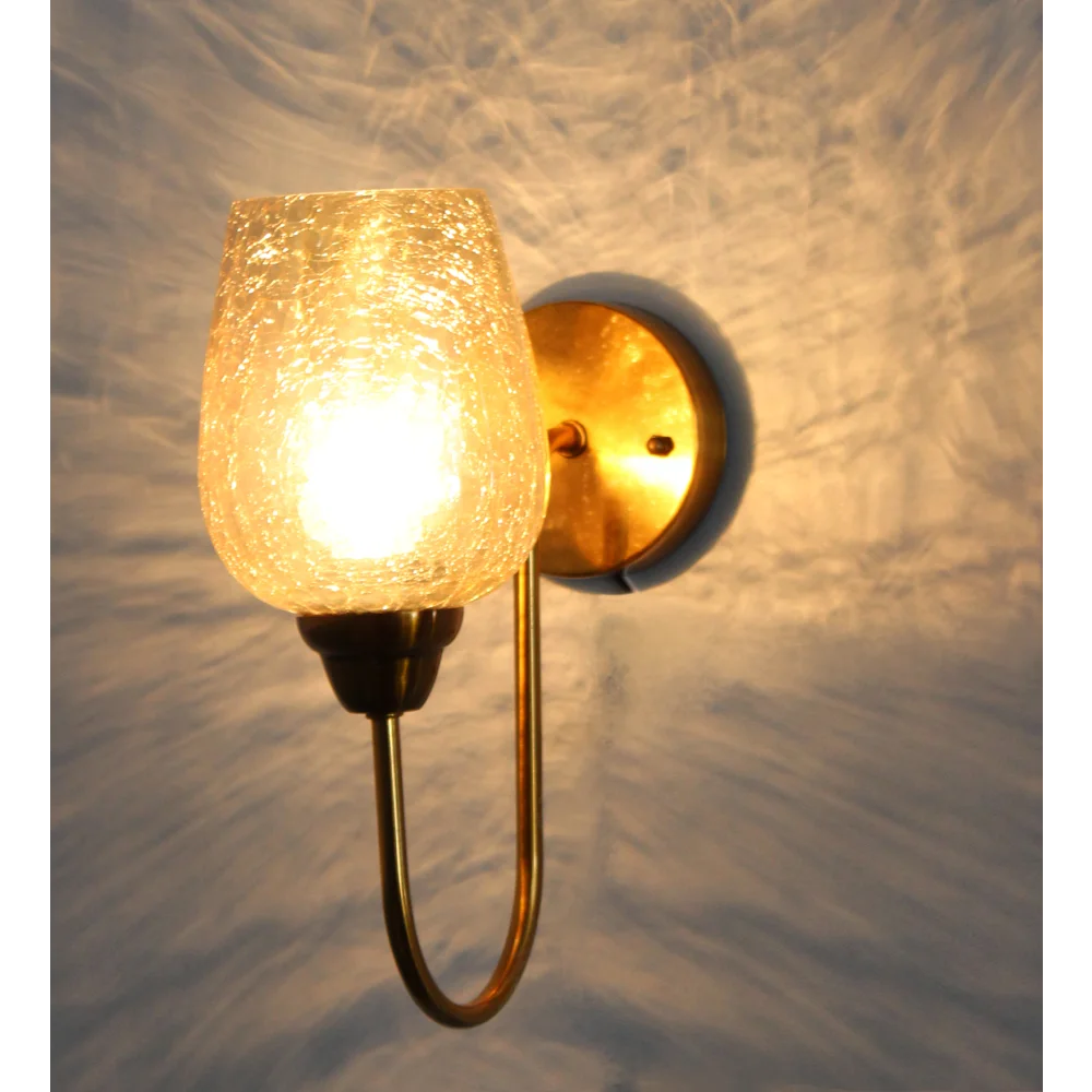 Vintage Gold Finish Wall Light with Crackled Glass | SKE-140038