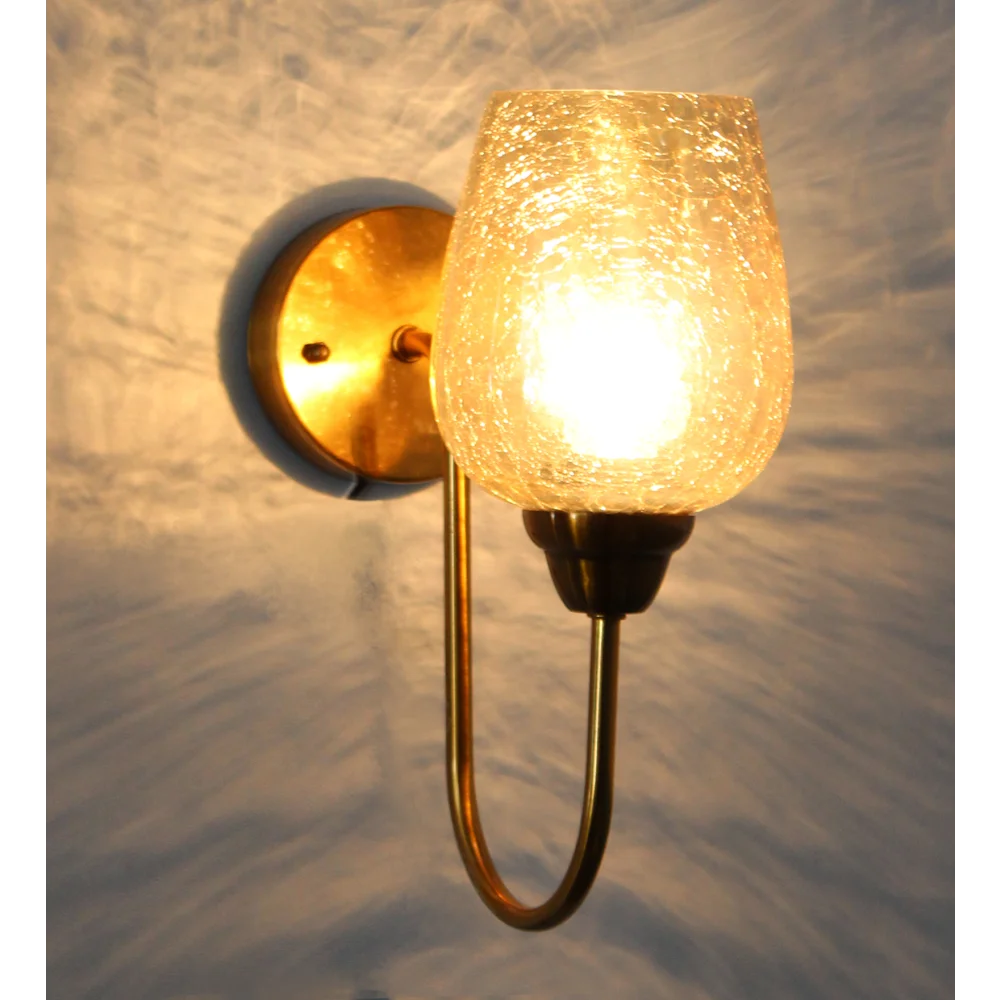 Vintage Gold Finish Wall Light with Crackled Glass | SKE-140038