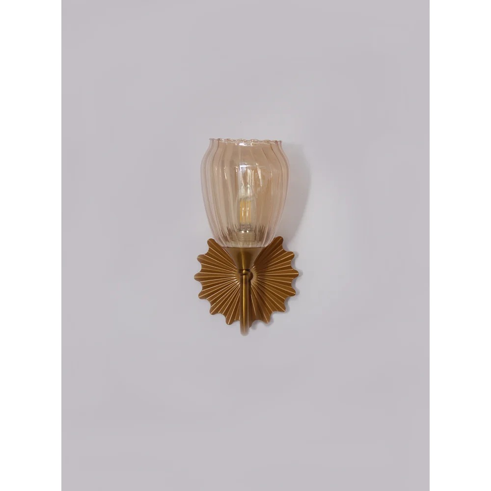 Decorative Brass Finish Fancy Wall Sconce with Ribbed Glass | SKE-140020