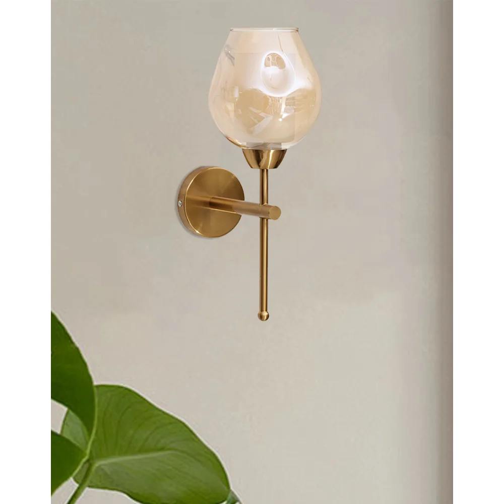 Modern Brass Finish Wall Sconce with Glass Oval Shape | SKE-140009/1
