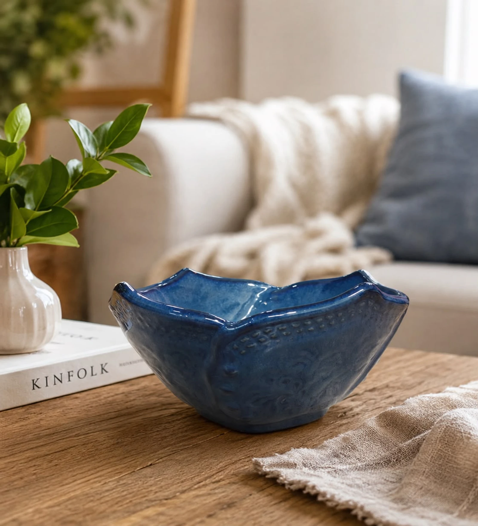 VOIDROP Lotus Shaped 500ml Ceramic Bowls for Kitchen, Handcrafted Embossed Serving Bowl, Modern Centerpiece Bowl for Fruit Bowl, Coffee Table Decor, Dining Table (Blue)