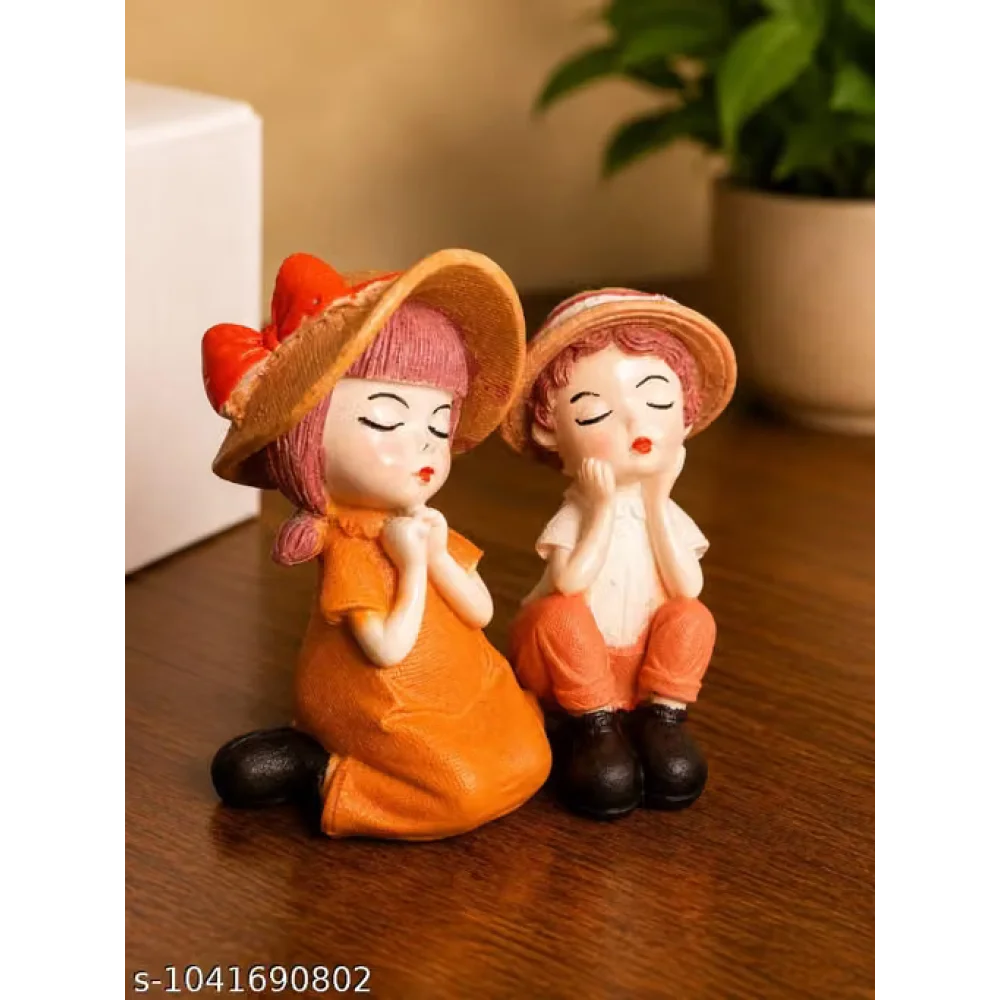 Idol & Figurine Luxury Dreaming Boy & Girl Decorative Showpiece Set | Handcrafted Resin Miniature Figurines for Home, Office Desk, Shelf & Gift Decoration