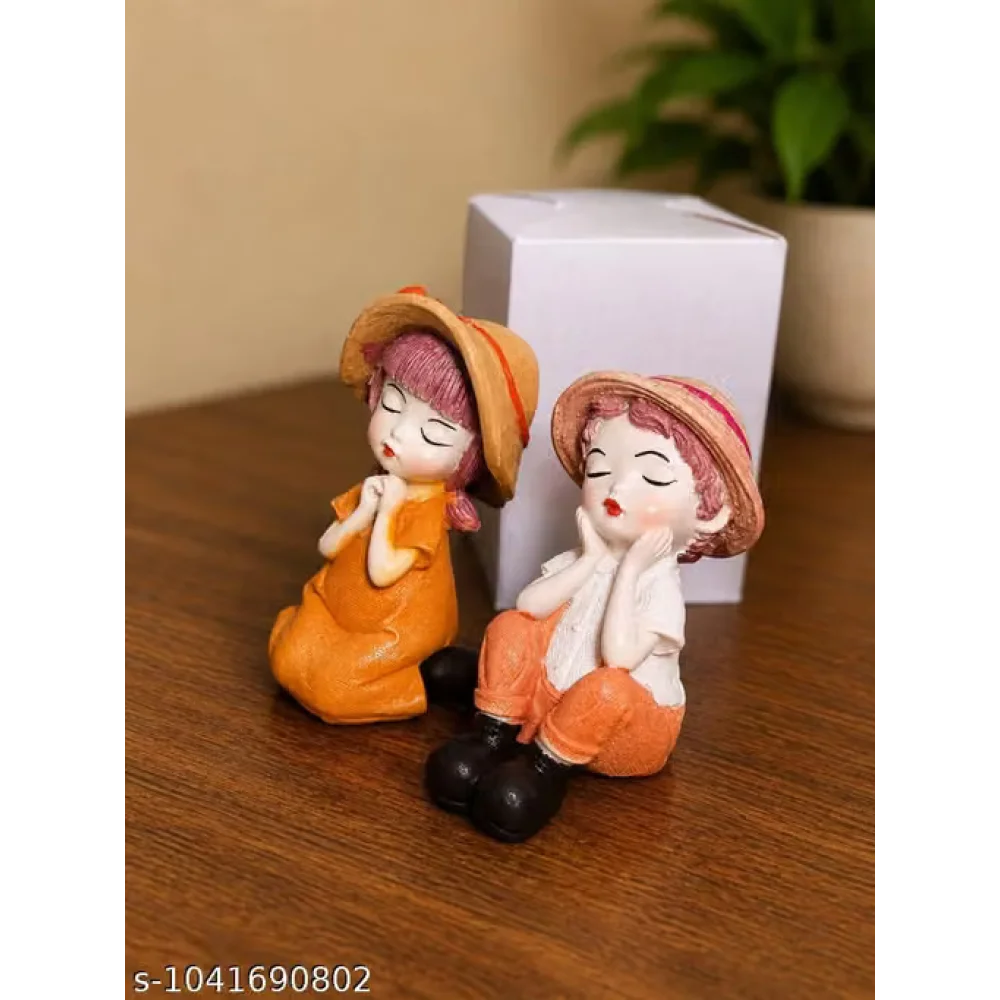 Idol & Figurine Luxury Dreaming Boy & Girl Decorative Showpiece Set | Handcrafted Resin Miniature Figurines for Home, Office Desk, Shelf & Gift Decoration