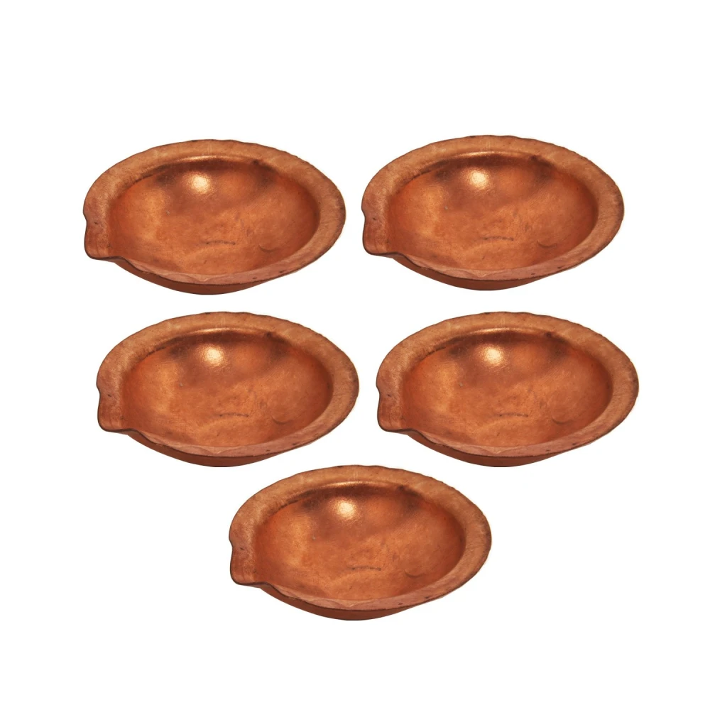 Copper Diya Set (4 cm x 4 cm x 3.5 cm).