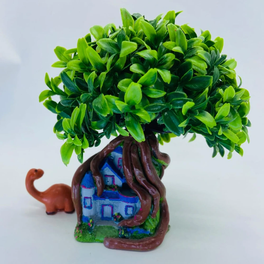 Tree House Dinosaur – Enchanting Prehistoric-Themed Miniature Decor