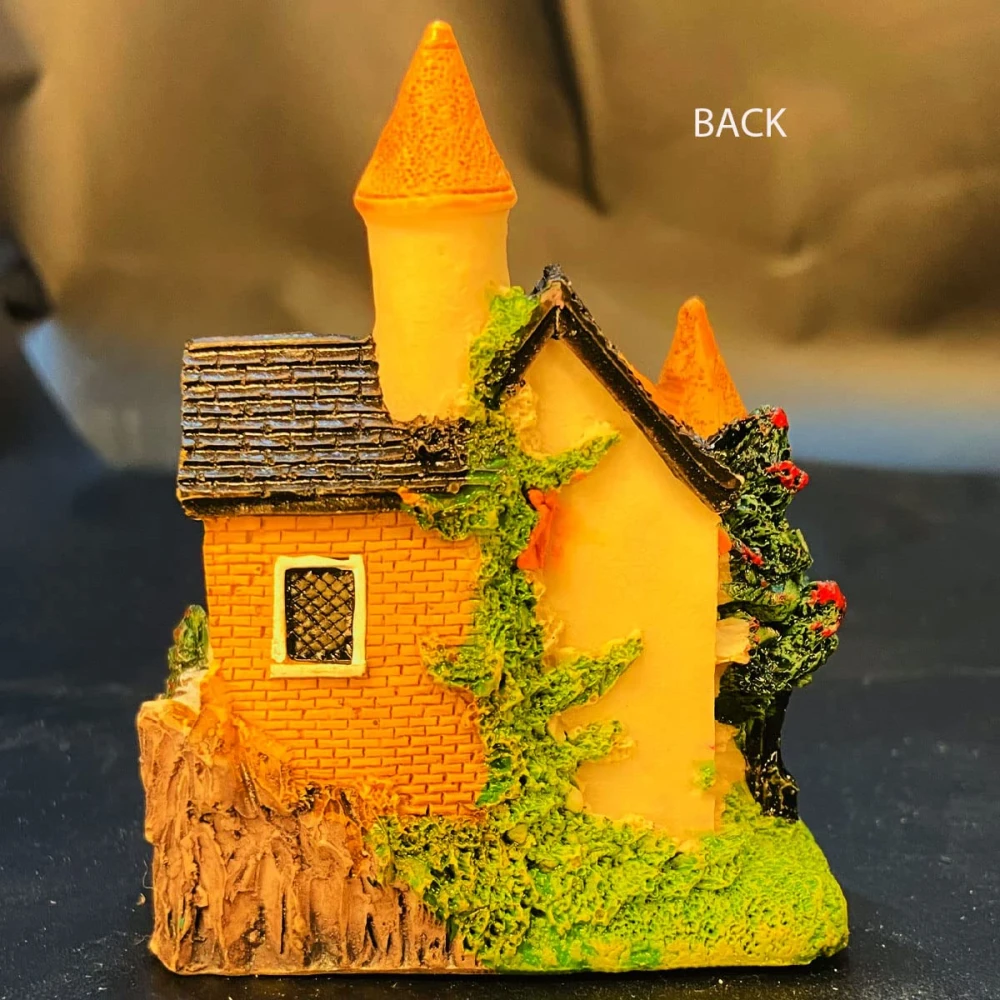 Mini Beautiful House Under The Tree