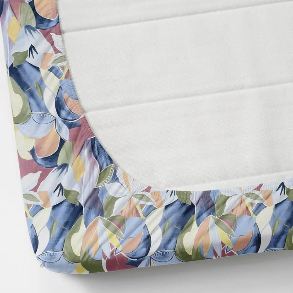 Elegant Glace Cotton Fitted Double Bed Bedsheet with Pillow Covers