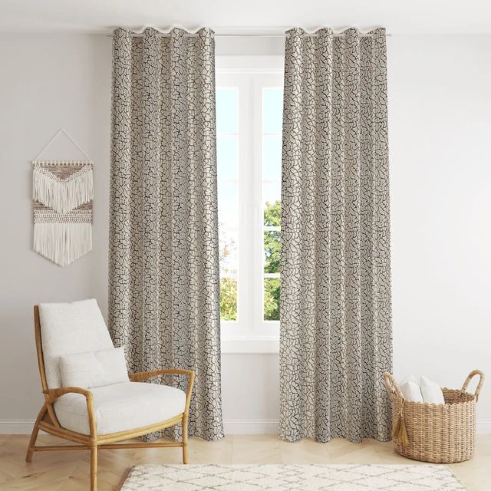 Modern Room Darkening Polyester Window Curtains for Bedroom Window