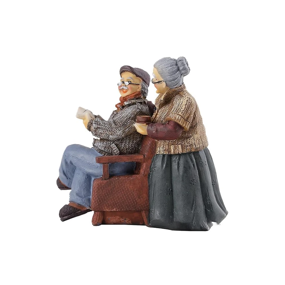 Adorable  Couple  Showpiece - Romantic Anniversary & Valentine’s Day Gift for Parents, Grandparents, and Couples - Decorative Resin Figurine for Home Decor