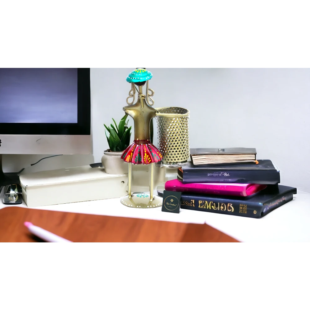 Iron Standing Musician Doll Pen Pencil Stand