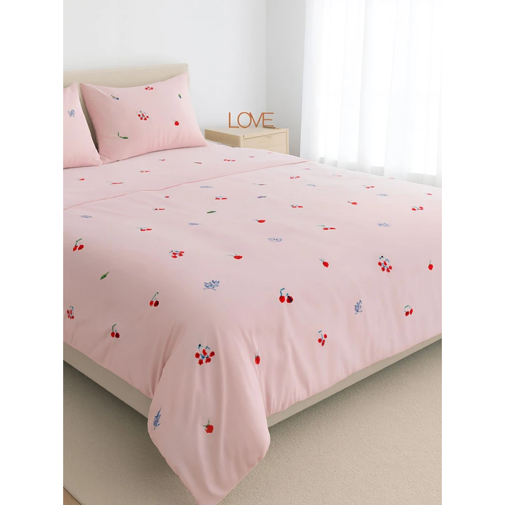 Embroided Cotton Bedsheet with 2 pillow covers ( Pink )