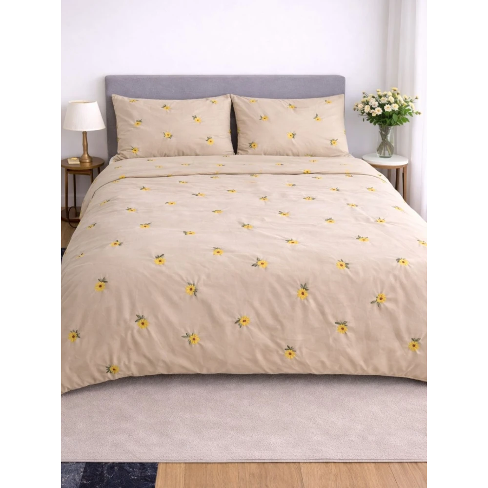Embroided Cotton Bedsheet with 2 pillow covers (Cream)