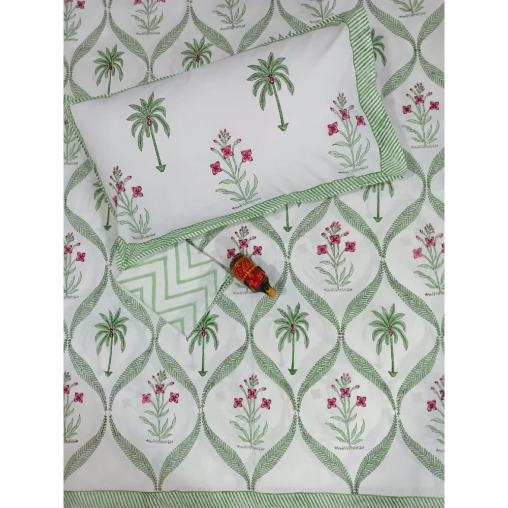 Handblock Percale Cotton Bedsheet with 2 pillow covers in Multicolored