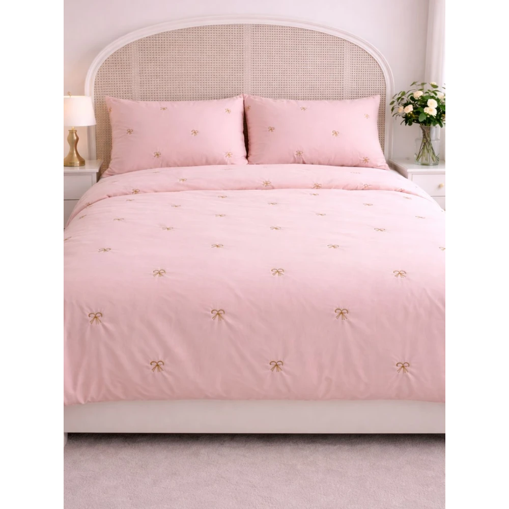 Embroided Cotton Bedsheet with 2 pillow covers (Pink)
