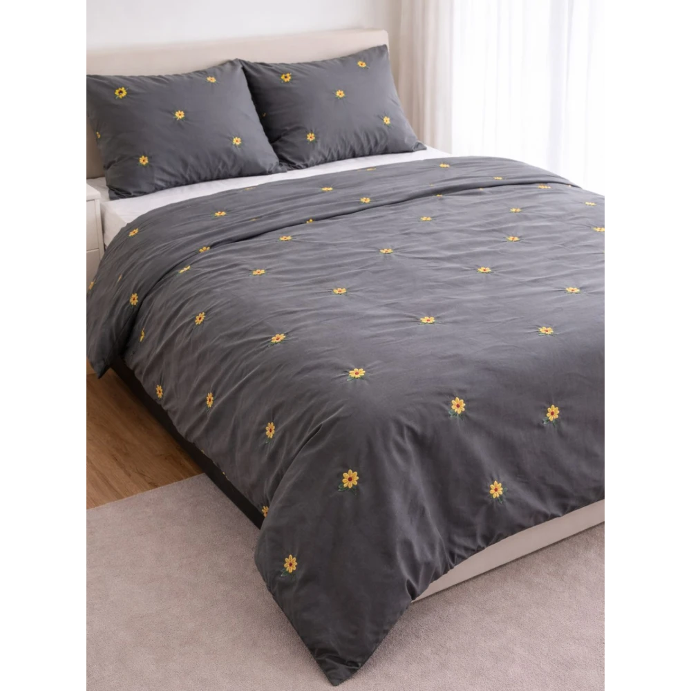 Embroided Cotton Bedsheet with 2 pillow covers (Gray)