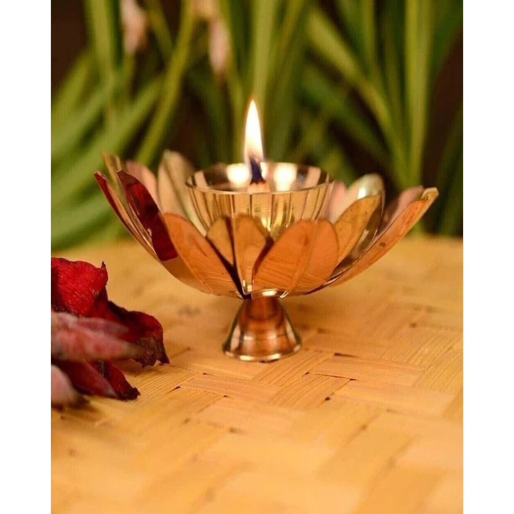 Heaven Decor Copper and Brass Kamal Ptta  Akhand diya,Traditional Pooja Deepak for Diwali, Home Temple, Festive Decoration & Gifting 6 inch