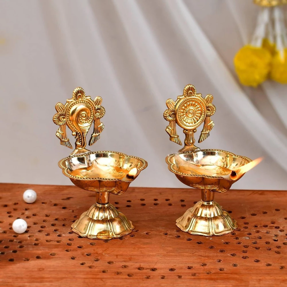 Heaven Decor Brass Shankh Chakra Decorative Pooja Diya Brass (Pack of 2) Table Diya Set  (Height: 3.5 inch)