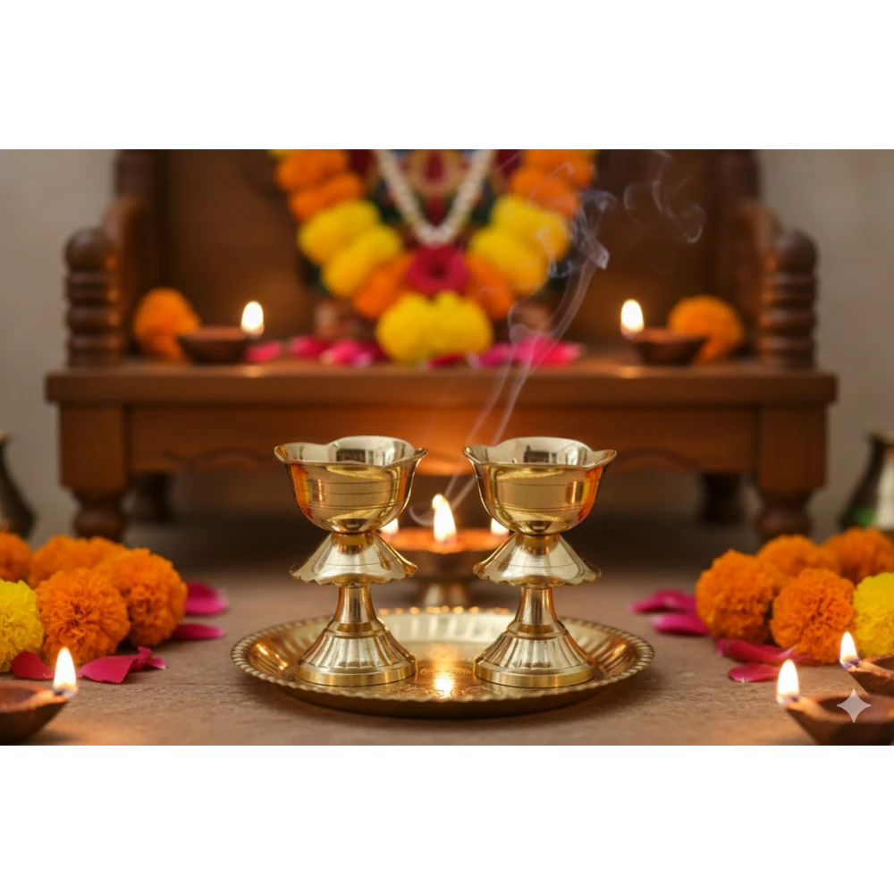 Heaven Decor Gold Plated Pure Brass Kamal Table Diya | Lotus Design Decorative Oil Lamp for Pooja, Mandir, Home Temple & Festive Decor & Religious Gifting