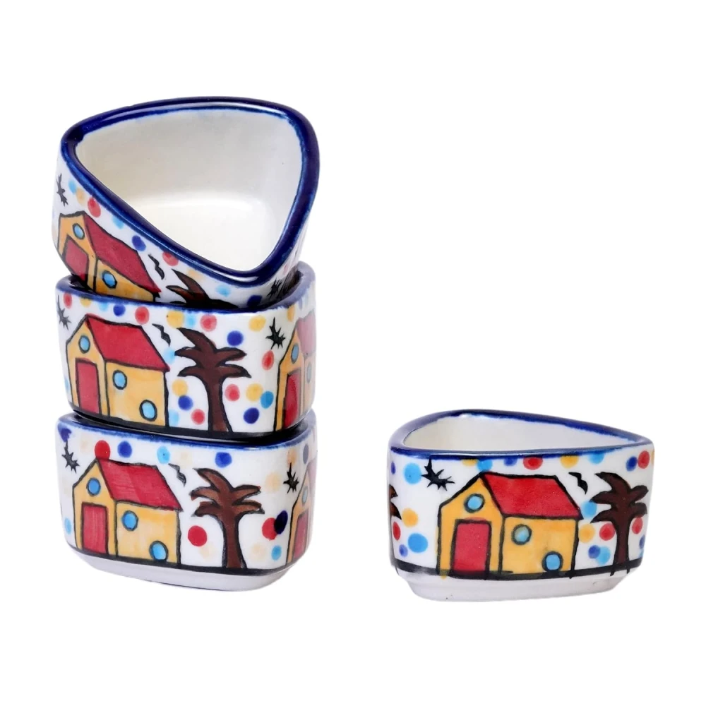 HOUSELA Hand Painted White Ceramic Triangle Shape Bowl for Serving Chutney Bowl Pickle Bowl Sauce Bowl Set of 4 Pcs