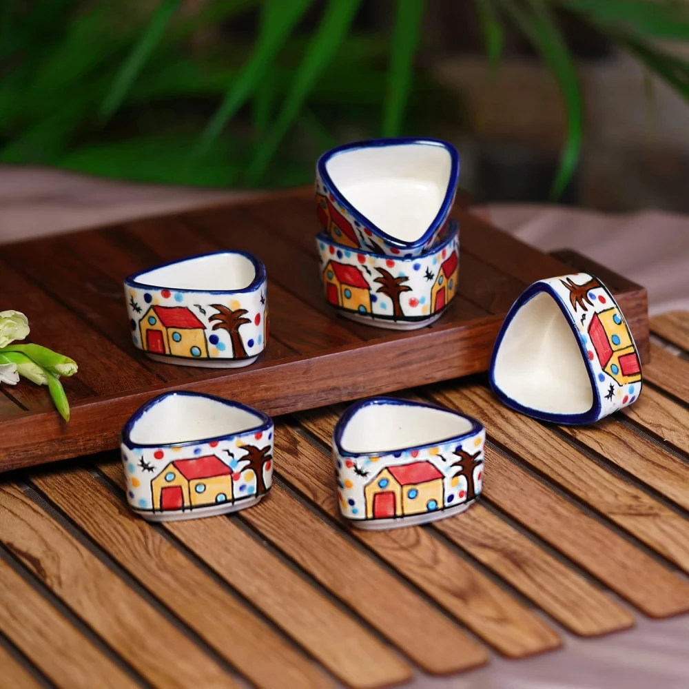 HOUSELA Hand Painted White Ceramic Triangle Shape Bowl for Serving Chutney Bowl Sauce Bowl Pickle Bowl Set of 6 Pcs