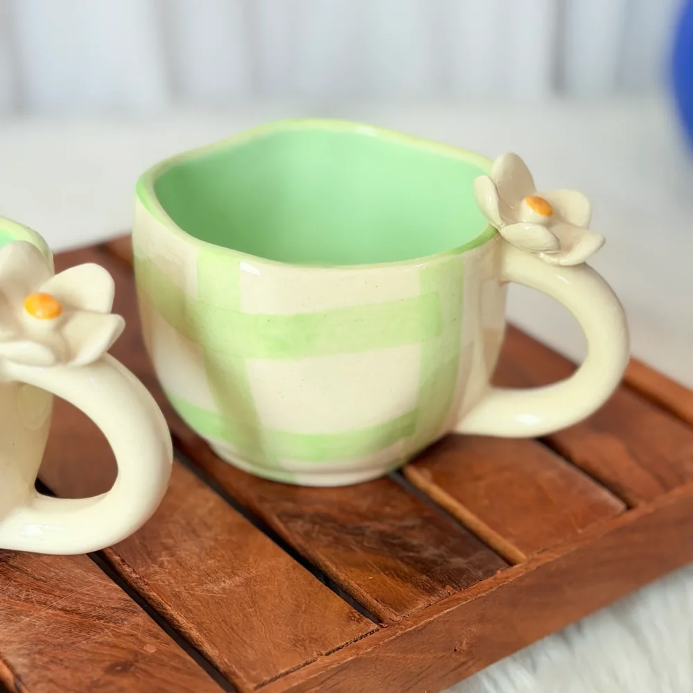 Daisy Bloom & Green Rose Ceramic Coffee Mug – Floral Aesthetic Tea Cup
