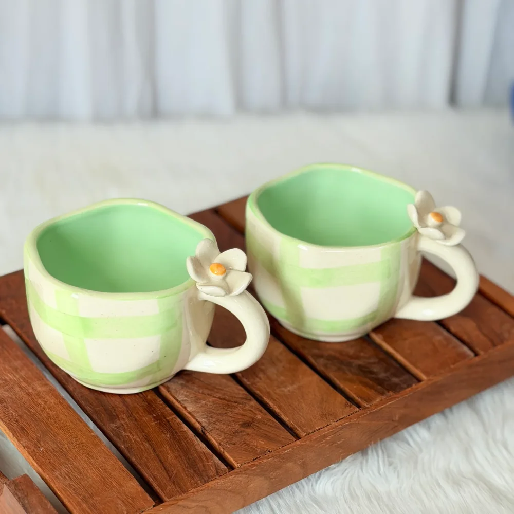 Daisy Bloom & Green Rose Ceramic Coffee Mug – Floral Aesthetic Tea Cup