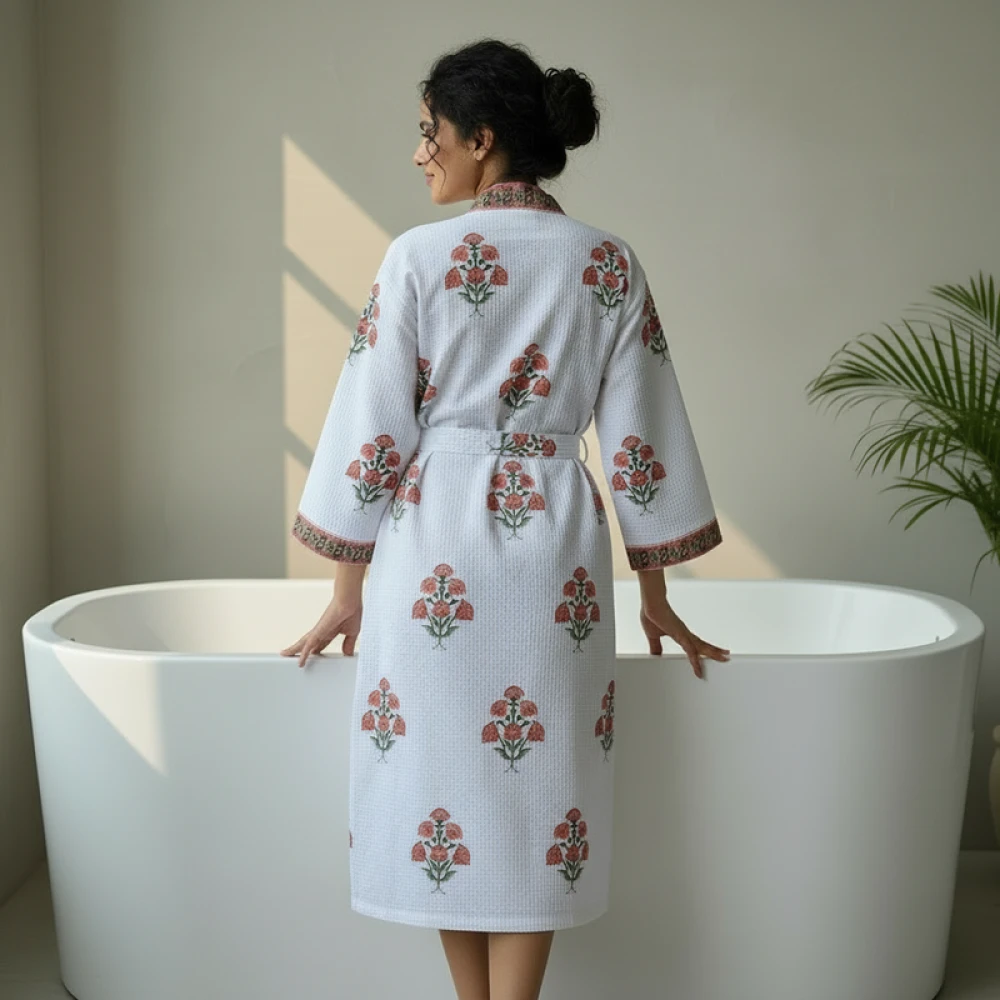 Absorbent Waffle Cotton Women's Printed Bathrobe (Free Size)