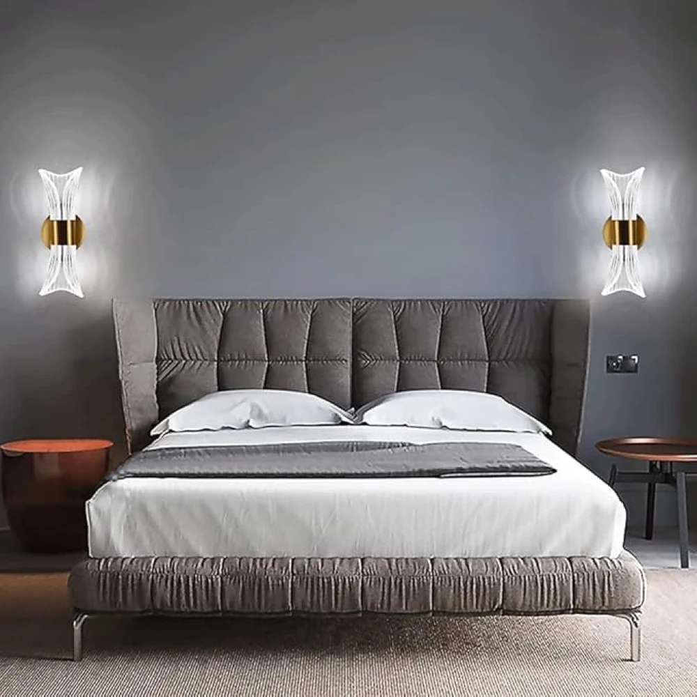 SHRI MAHAL ANTIQUES Acrylic Wall Light, Metal Wall Lights with Silver Wire Light Guide Panel Shade, Modern 10W LED Wall Light, Simple Bedroom Bedside Lamp, 3 Colour Mode