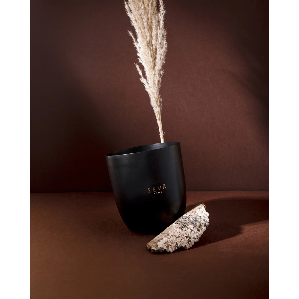 Heirloom Noir Candle – Large | Black Metal | Sophisticated Fragrance Blend