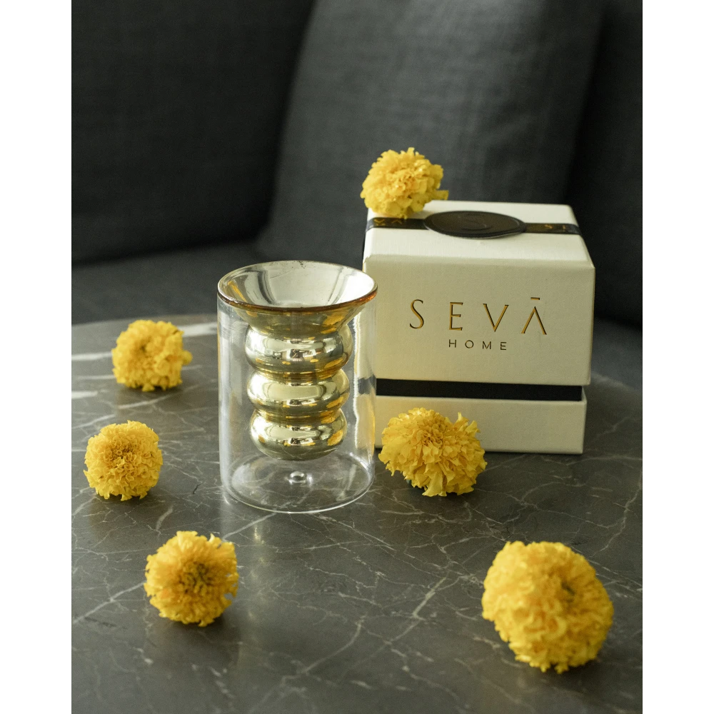 Luxe Candle – Blanc (Classic) | 12-Hour Gold Textured Glass Soy Candle with Mango, Peach & Coconut Notes