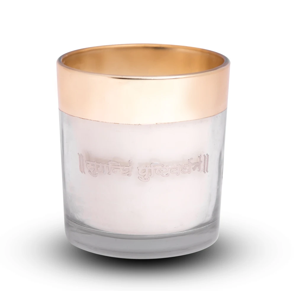 Enchante Divine Mantra Candle – Sugandhim Pushtivardhanam Edition