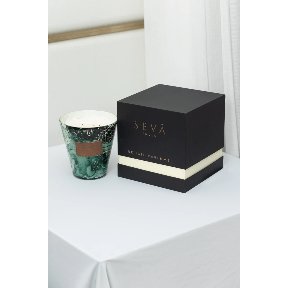 Avante Garde Berries Candle – Large Marble Glass Jar Edition