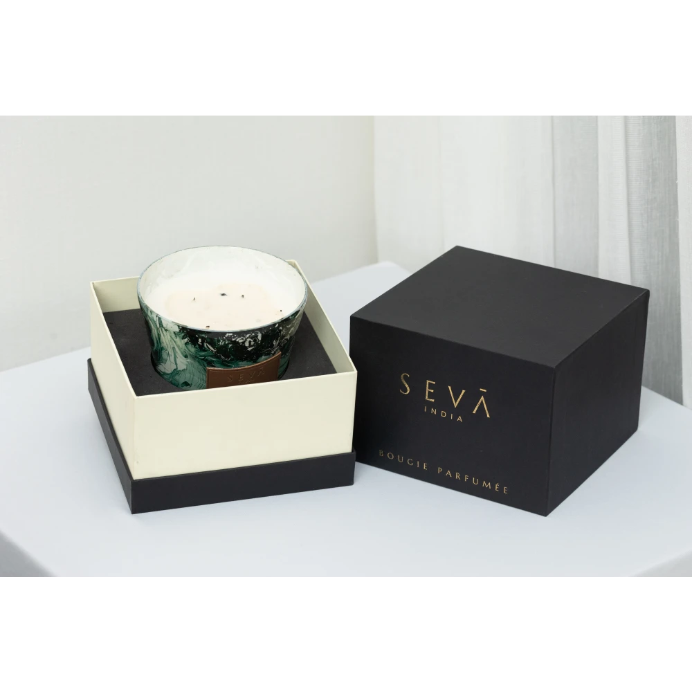 Avante Garde Berries Candle – Large Marble Glass Jar Edition