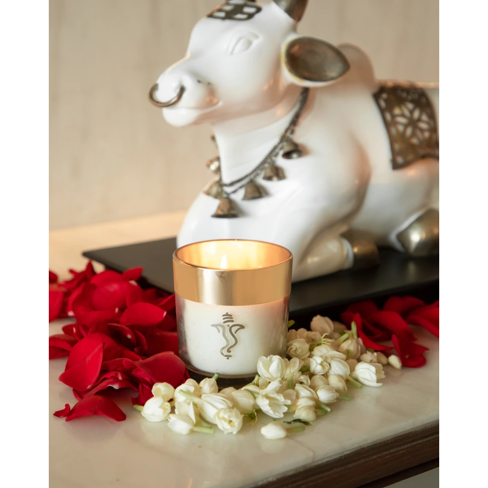 Enchante Divine Ganesha Candle – Festive Bloom Edition