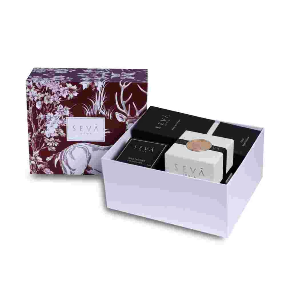 Mistletoe Magic Christmas Gift Hamper – Reindeer Print Edition