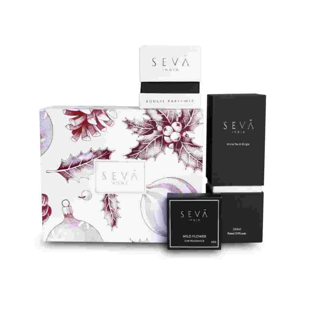 Mistletoe Magic Christmas Gift Hamper – Ornament Print Edition